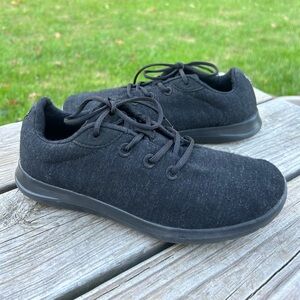 Merinos Charcoal Grey Laceup Sneakers Shoes Lightweight Australia 8
